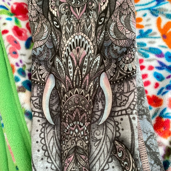 Boho Elephant Fitness Hippie Leggings | Pink & Gray | Size Small - Picture 1 of 6